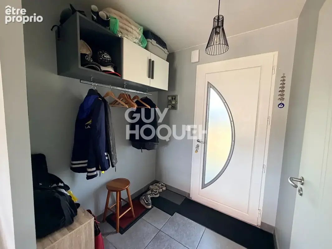 Maison de plain-pied - 81 m² - Terrain de 820 m² - Byans-sur-Doubs - photo 8