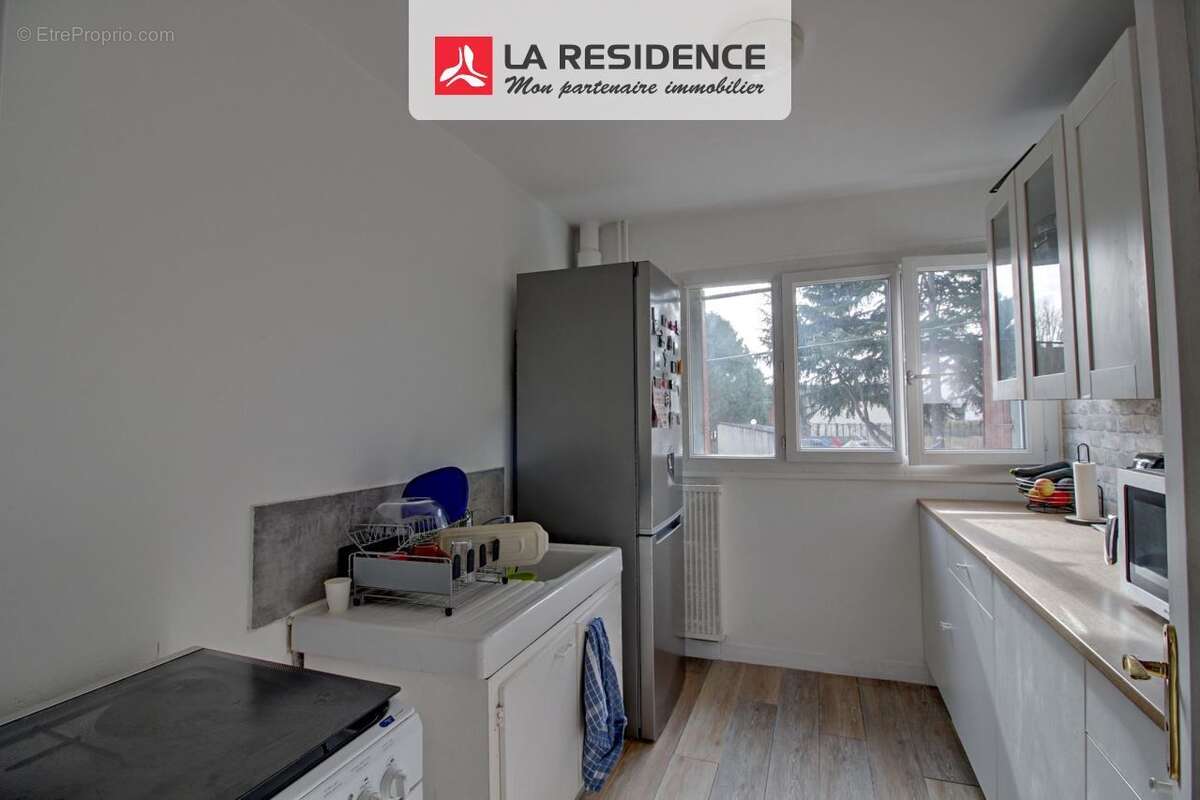 Appartement à LES MUREAUX