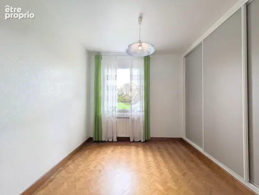Sur les contreforts du Pilat Maison d’architecte de 222 m2 au cœur d’un environnement naturel préservé - photo 10