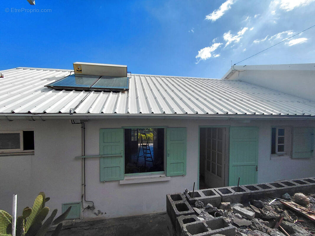 Photo 1 - Maison à SAINT-LEU