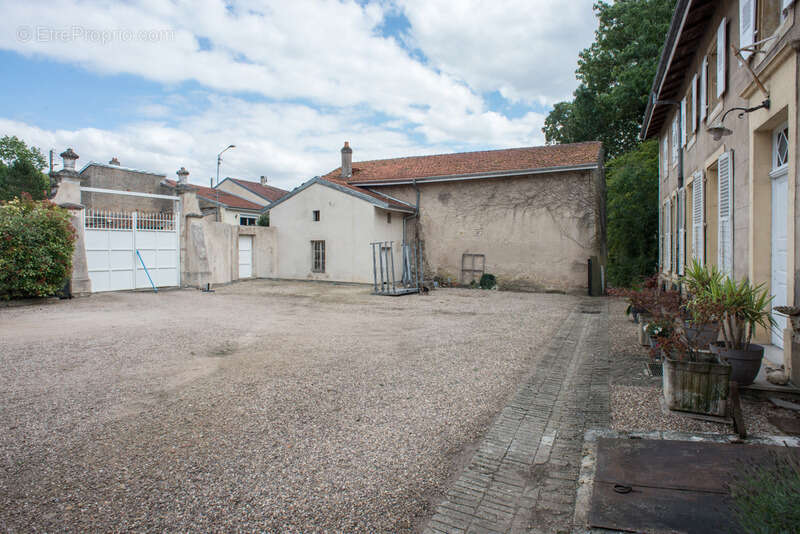 Maison à VITTONVILLE
