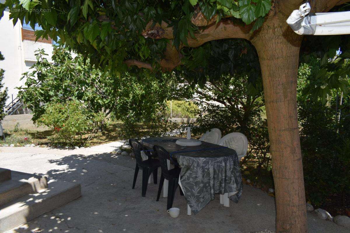 Maison 75 m² à Quillan  - photo 2
