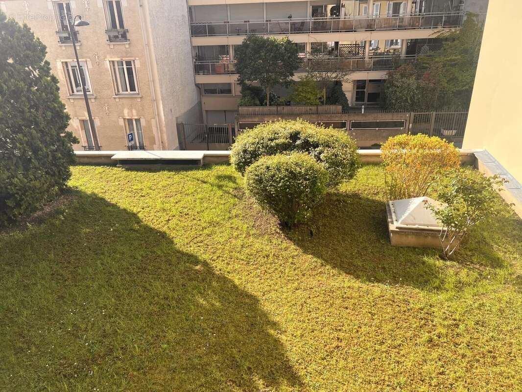 Appartement à PARIS-19E