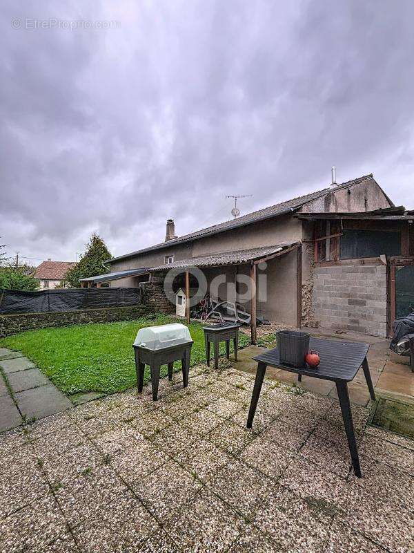 Maison à SAINT-OUEN-LES-PAREY