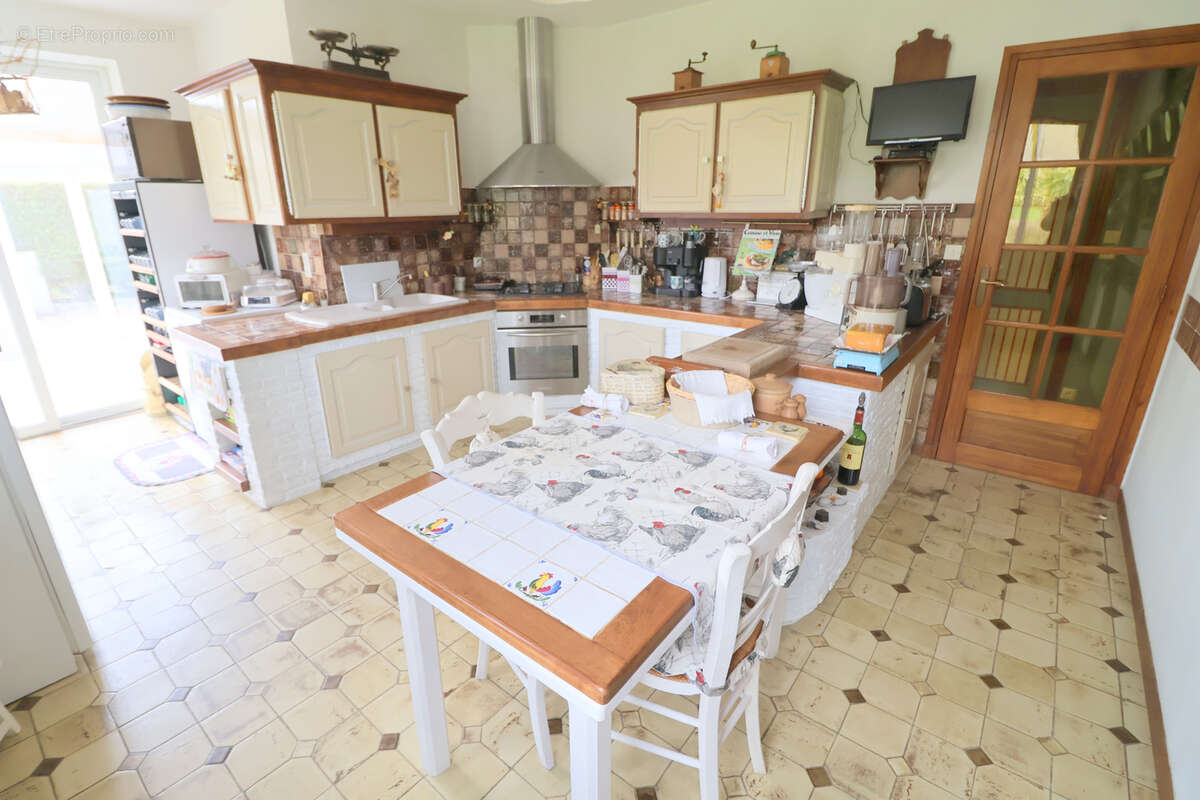 Maison à ESTREE