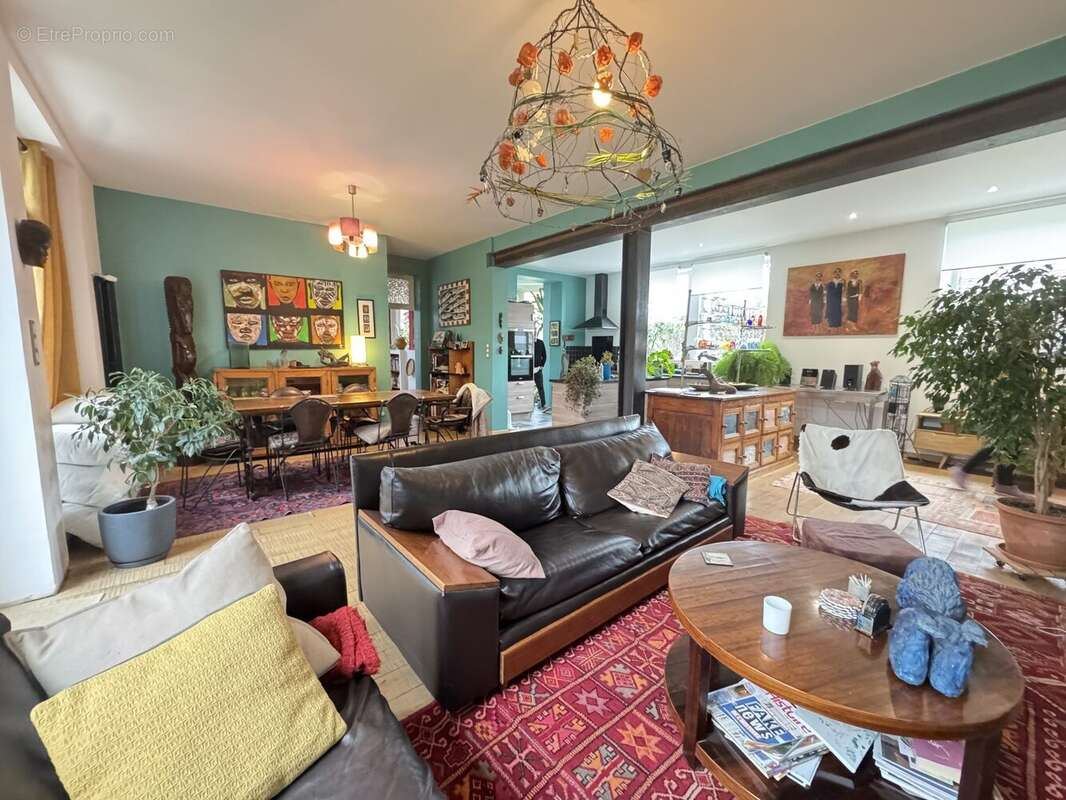 Maison à NERIS-LES-BAINS