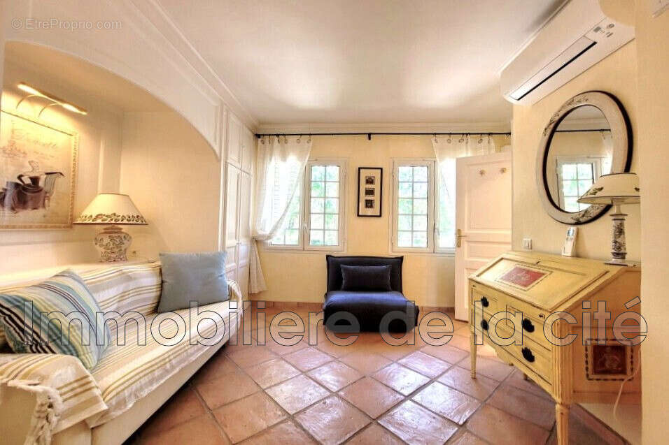Maison à GRIMAUD