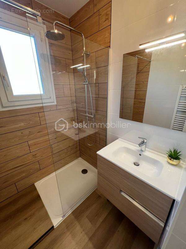 Appartement à COULOUNIEIX-CHAMIERS