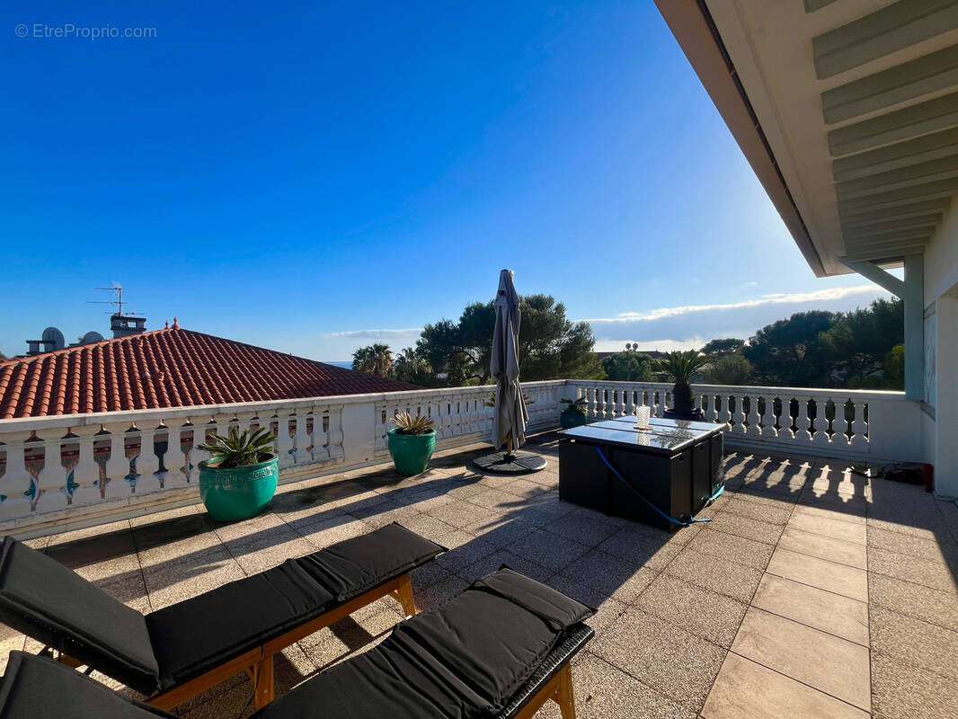 Appartement à FREJUS