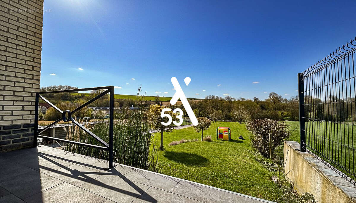 Maison à BAYENGHEM-LES-SENINGHEM