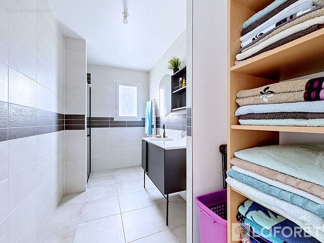 Maison Peujard 5 pièce(s) 140.75 m2 - photo 9