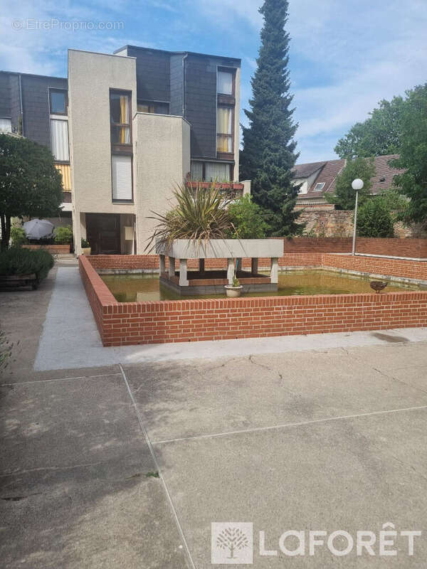 Appartement T4 79 m² ? 3 chambres, balcon, cave et parking ? résidence entretenue à Livry-Gargan - photo 12
