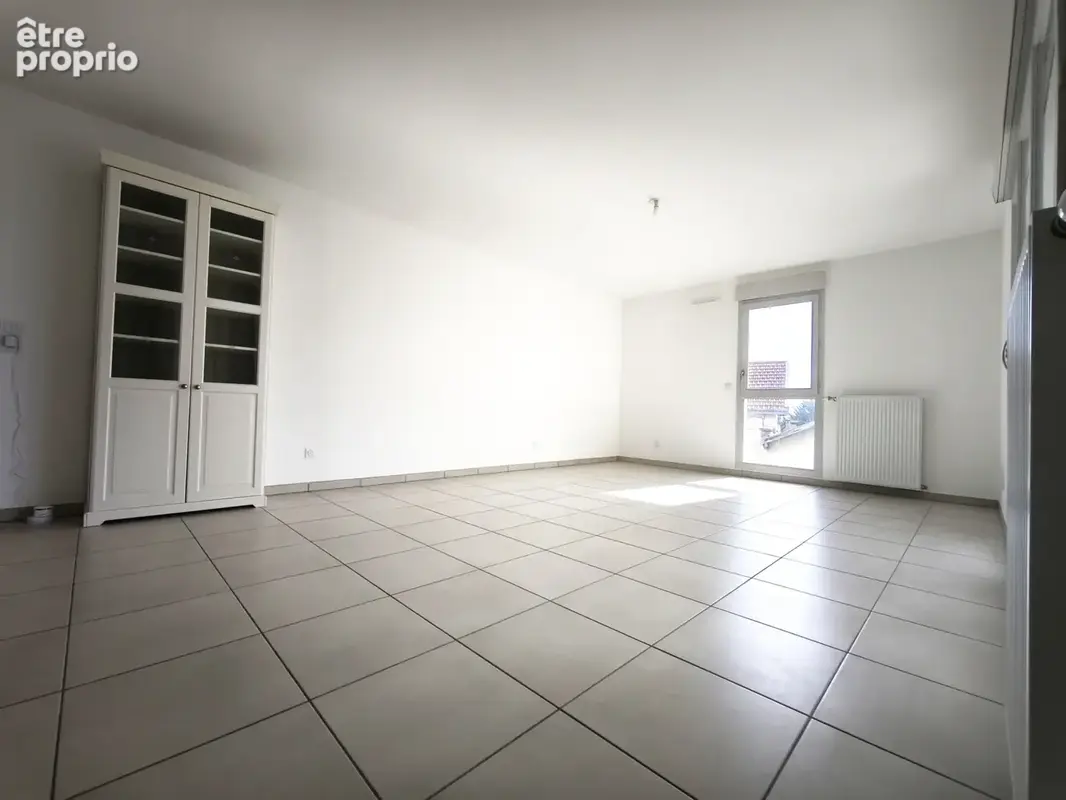 Grand T3 très récent et immeuble sécurisé - photo 4