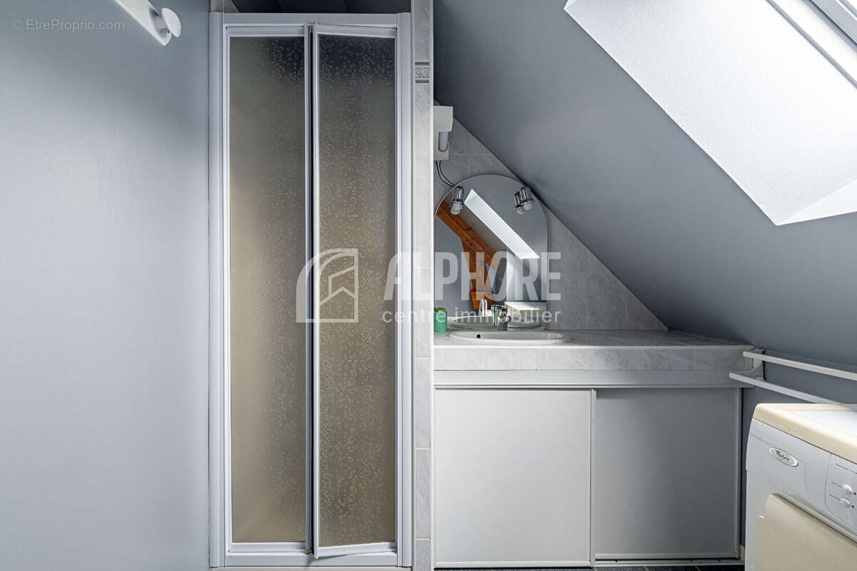 Maison climatisée, 4 chambres, bureau, garage, grenier - photo 9