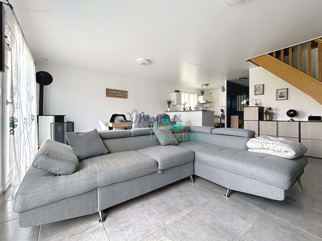 Maison à SAINT-ROMAIN-DE-COLBOSC