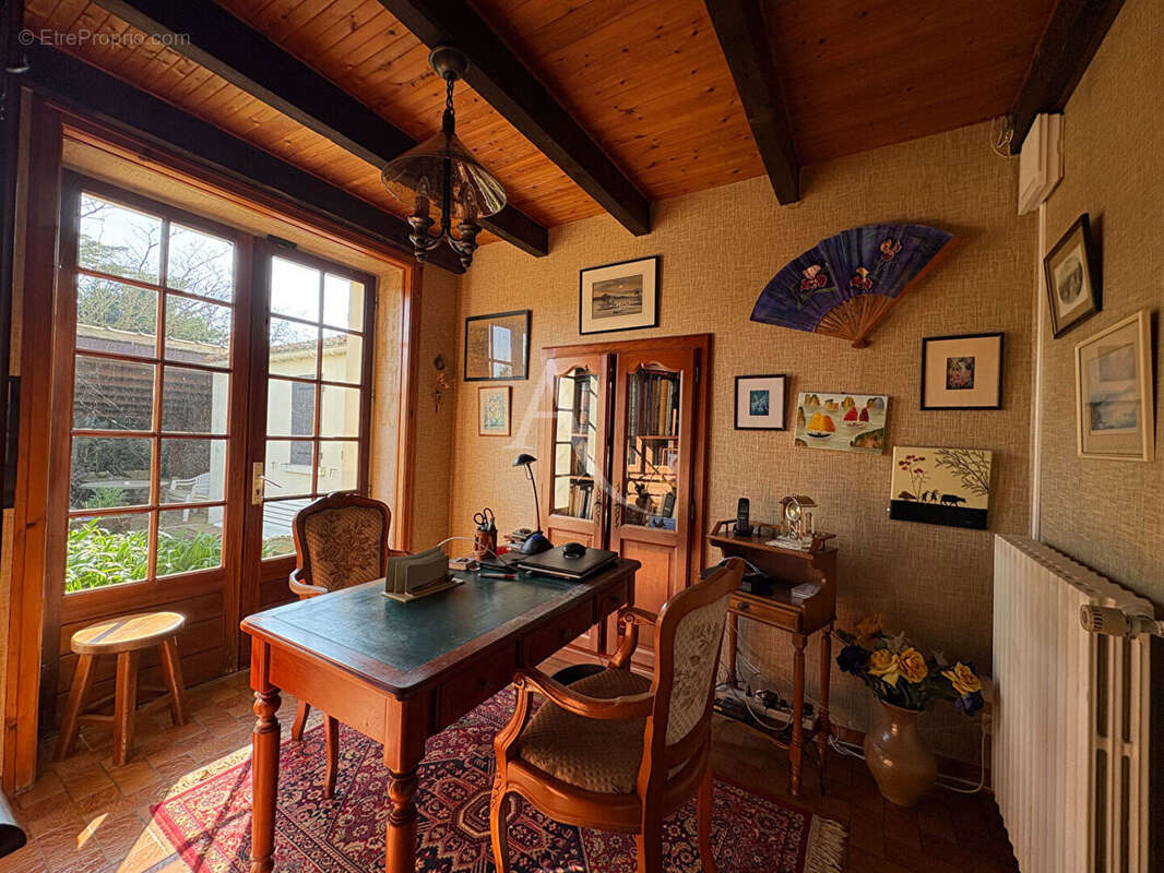 Maison à SAINTE-RADEGONDE-DES-NOYERS