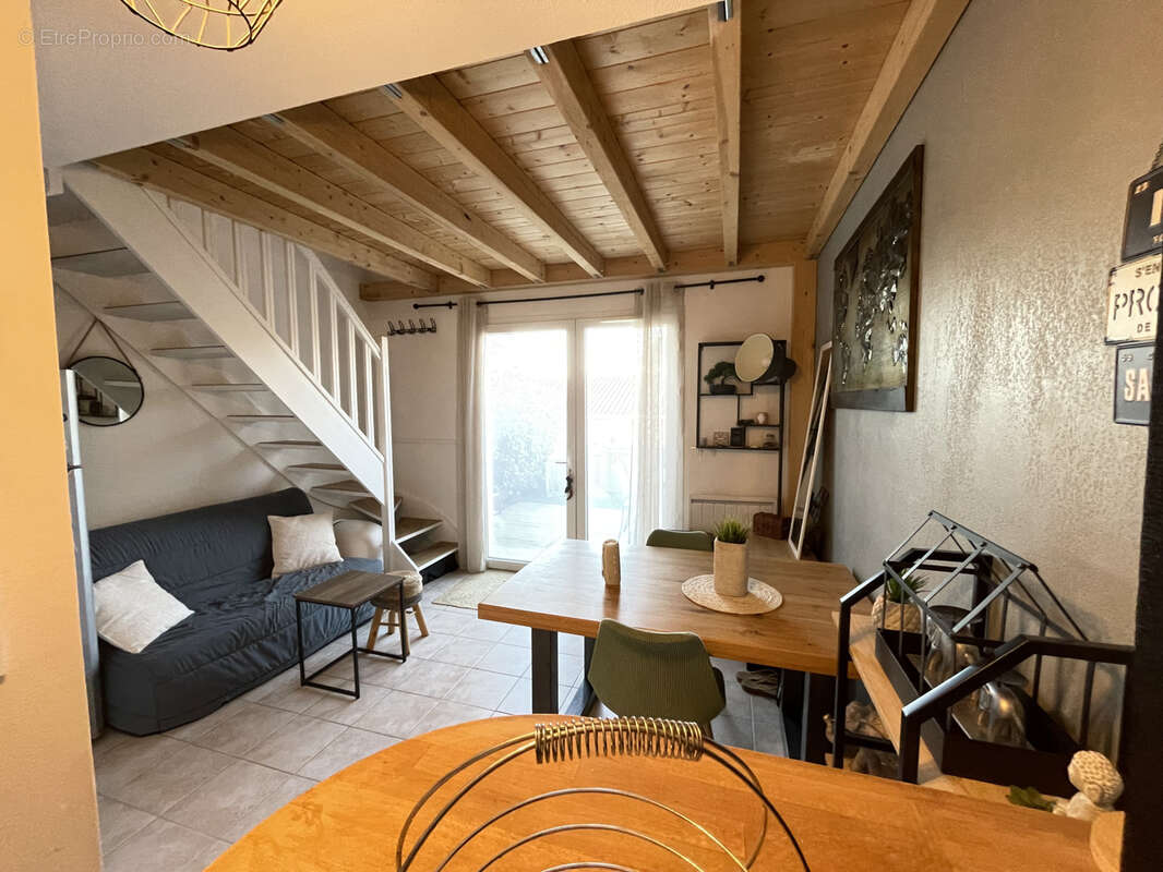 Maison à CALVISSON