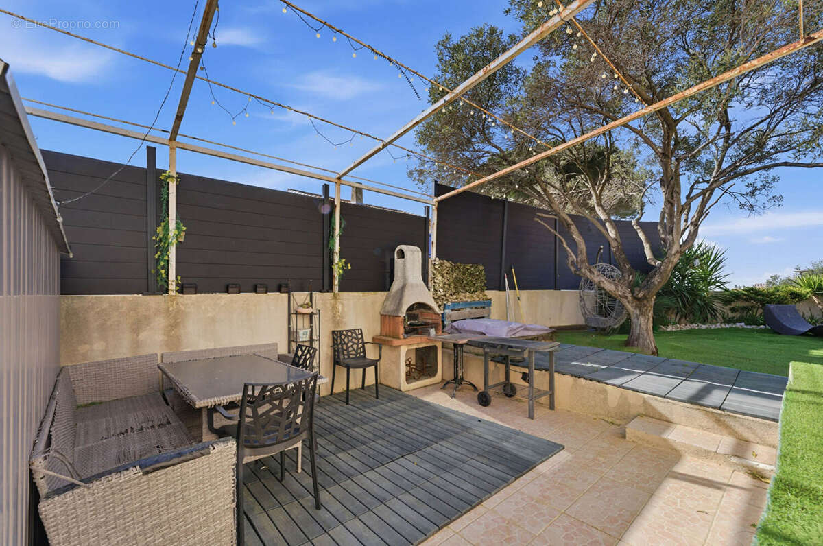 Appartement à SAUSSET-LES-PINS