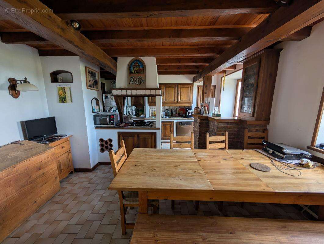 Maison à MOYE