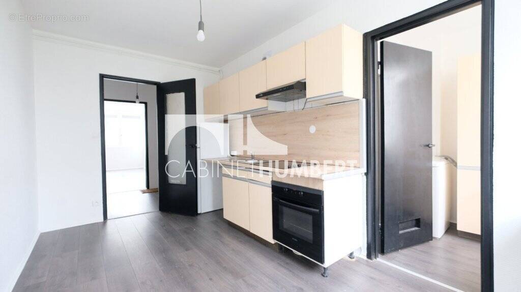 Appartement à SAINT-ETIENNE