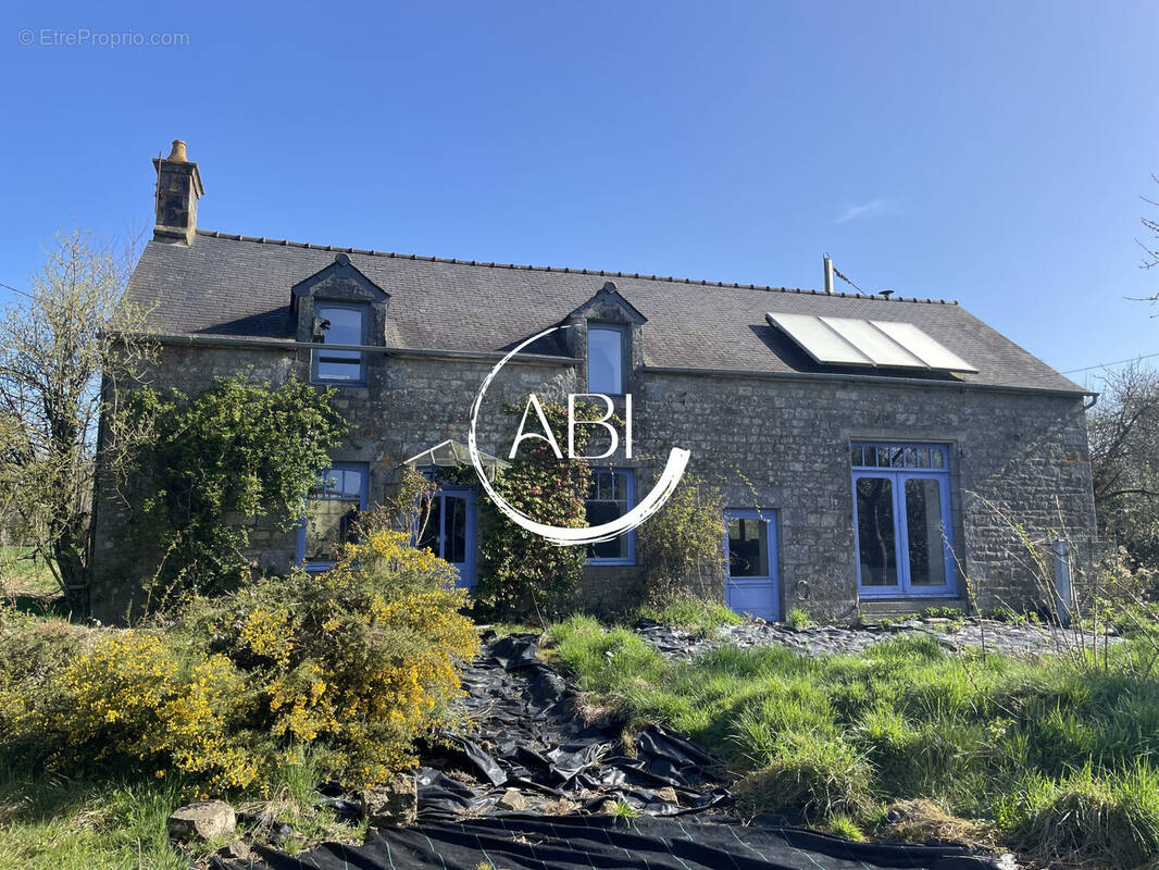 Maison à MAGNY-LE-DESERT