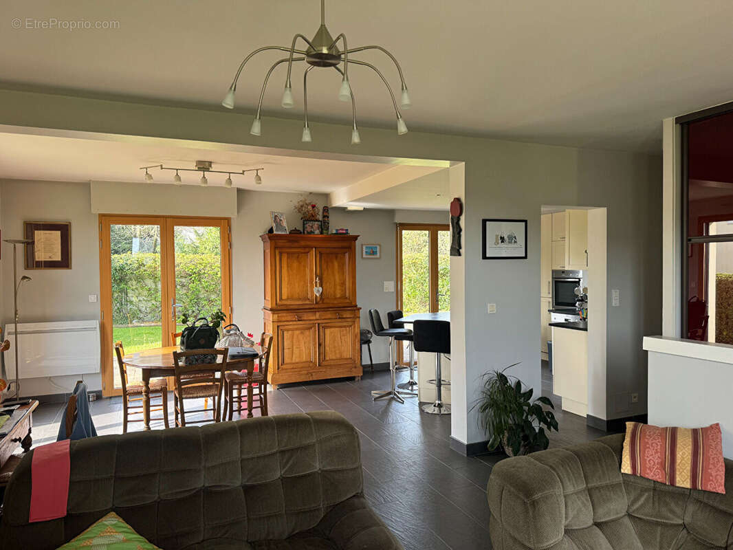 Maison à SAINT-MELOIR-DES-ONDES