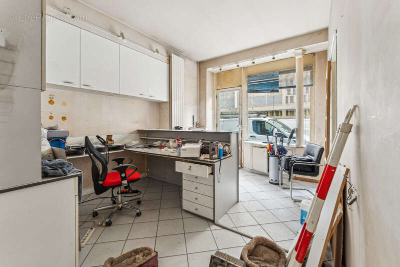 Commerce à PARIS-17E