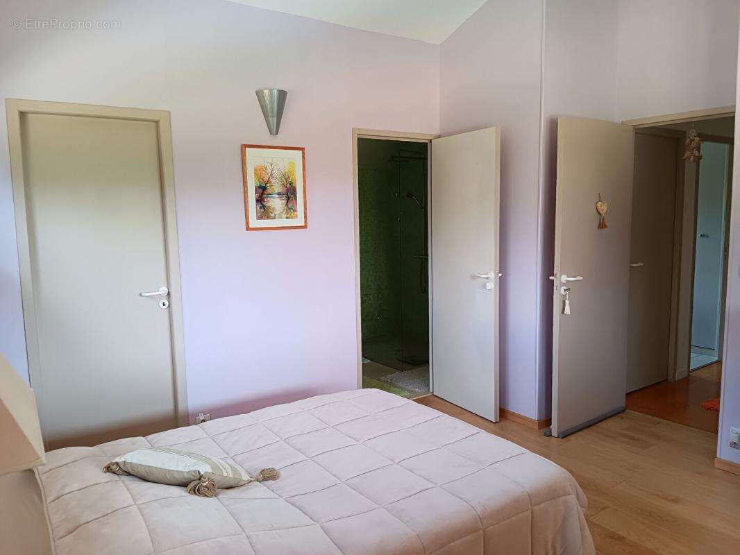 Cahors centre ville à pied, maison 4 chambres avec jardin et piscine - photo 13
