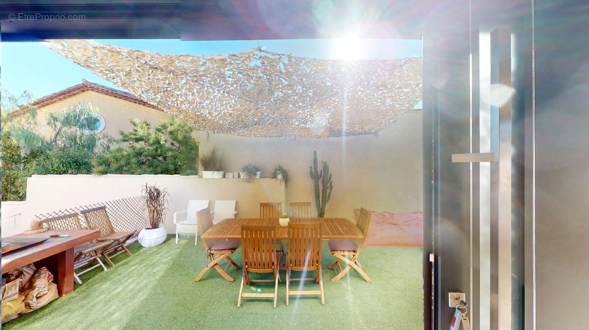 Maison à CARRY-LE-ROUET