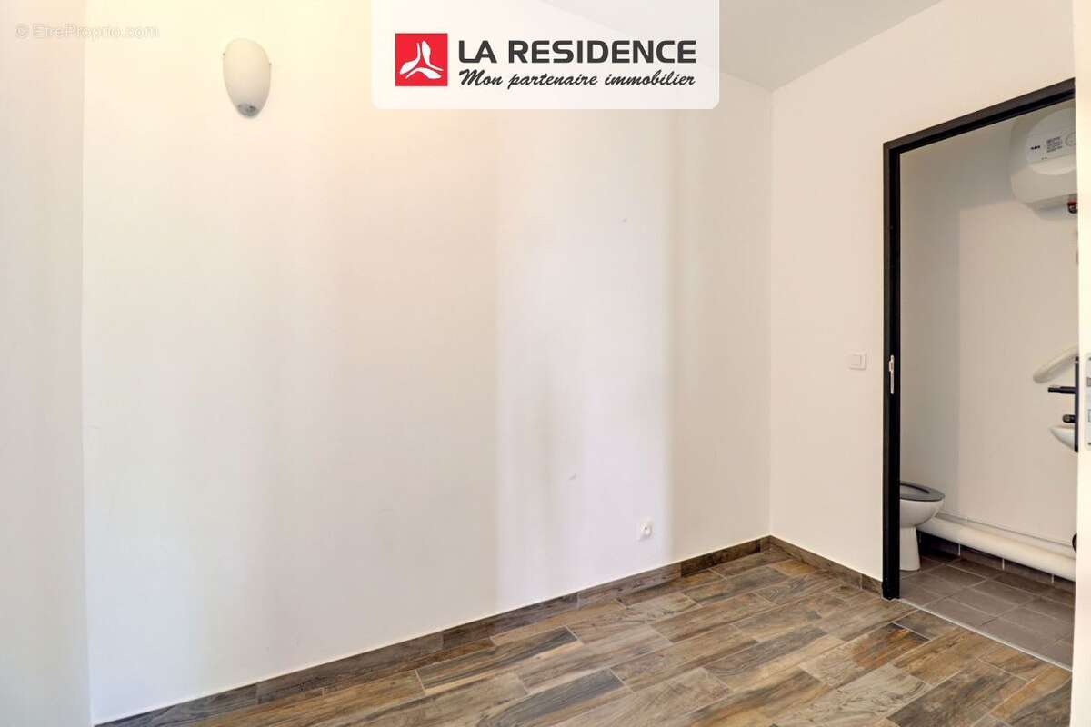 Maison à MAURECOURT