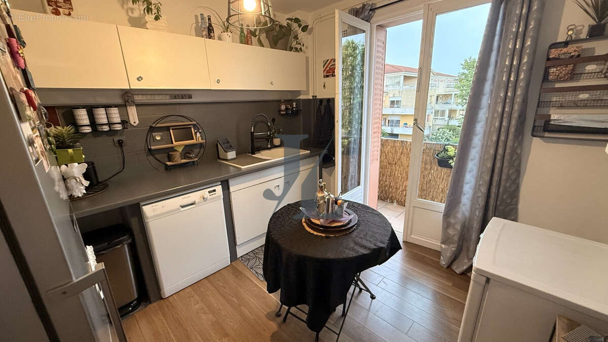 Appartement à PORTES-LES-VALENCE