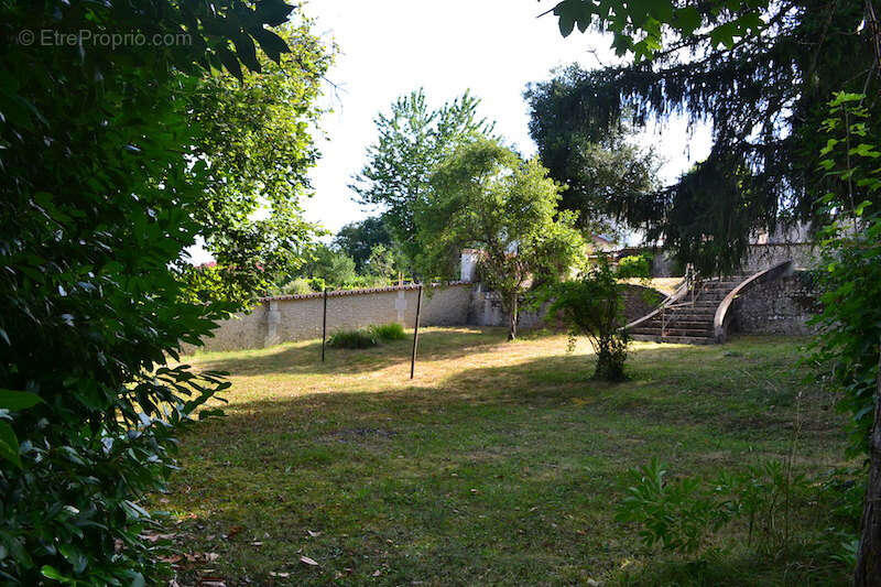 Maison à SAINT-PAUL-LIZONNE