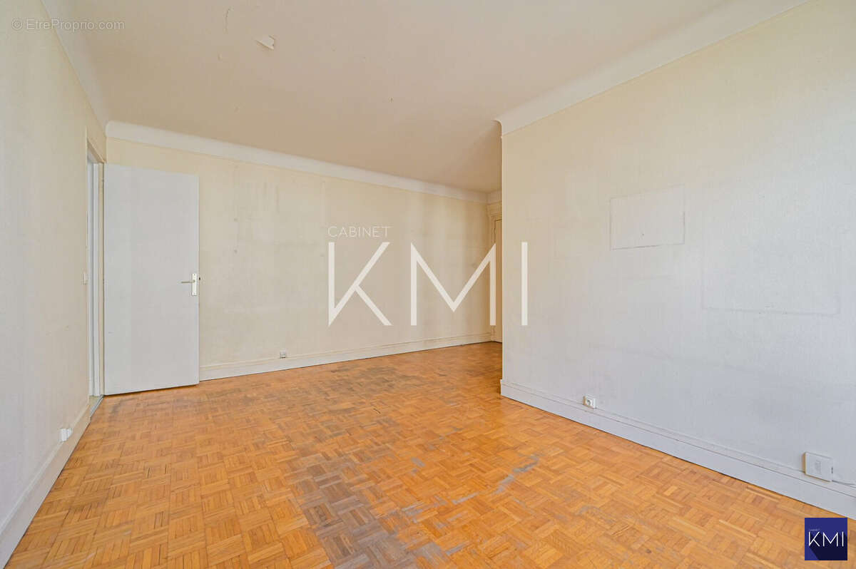 Appartement à PARIS-11E