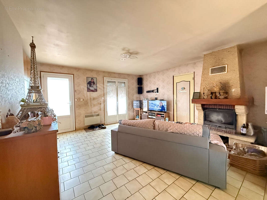 Maison Beaulieu Sur Loire, pavillon de plain-pied 4 chambres. - photo 3