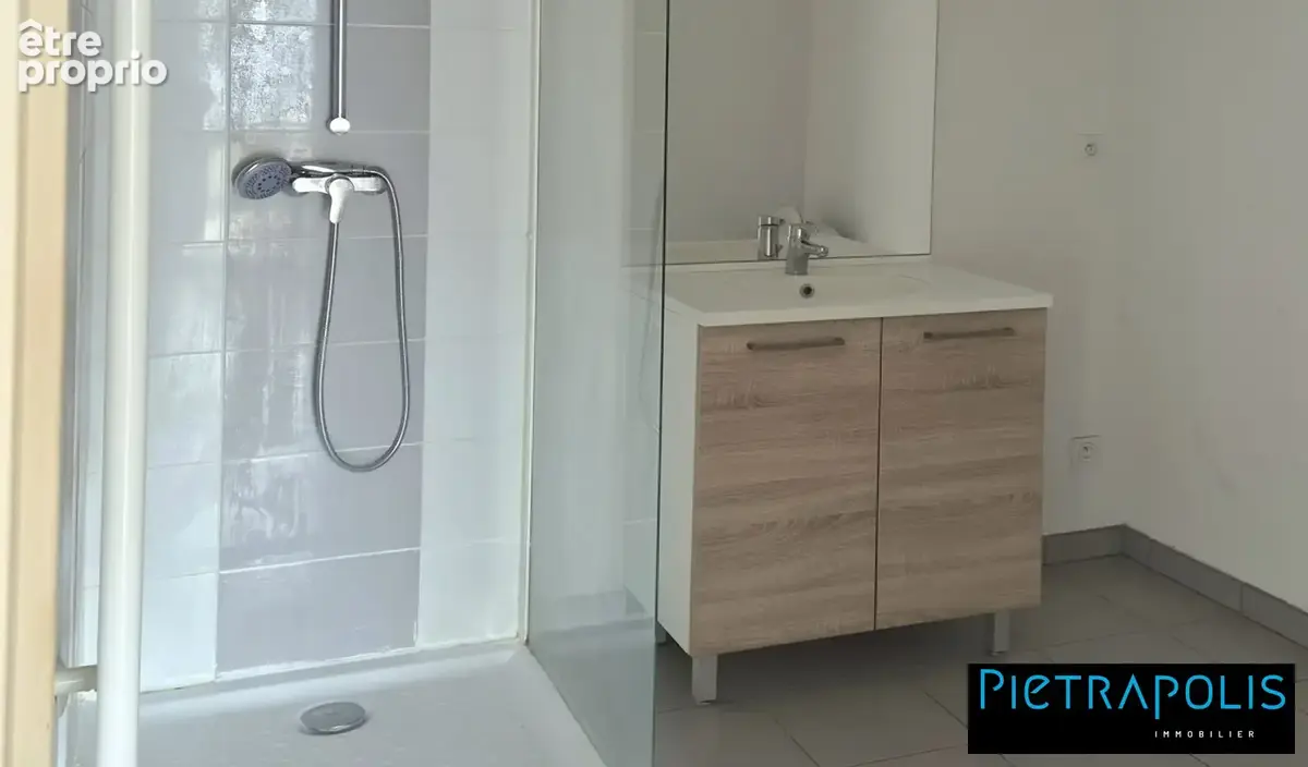 Appartement 2 pièces 38 m² à vendre à Saint-Priest (69800) - photo 7
