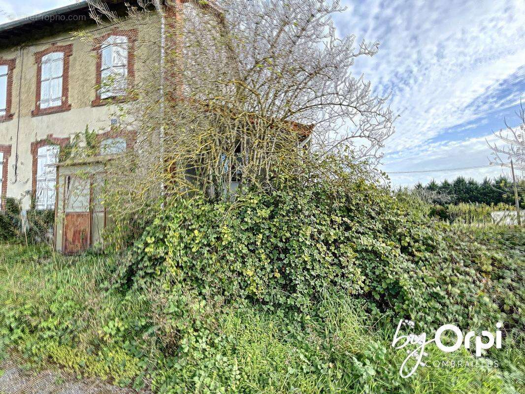 Maison à SAINT-ELOY-LES-MINES