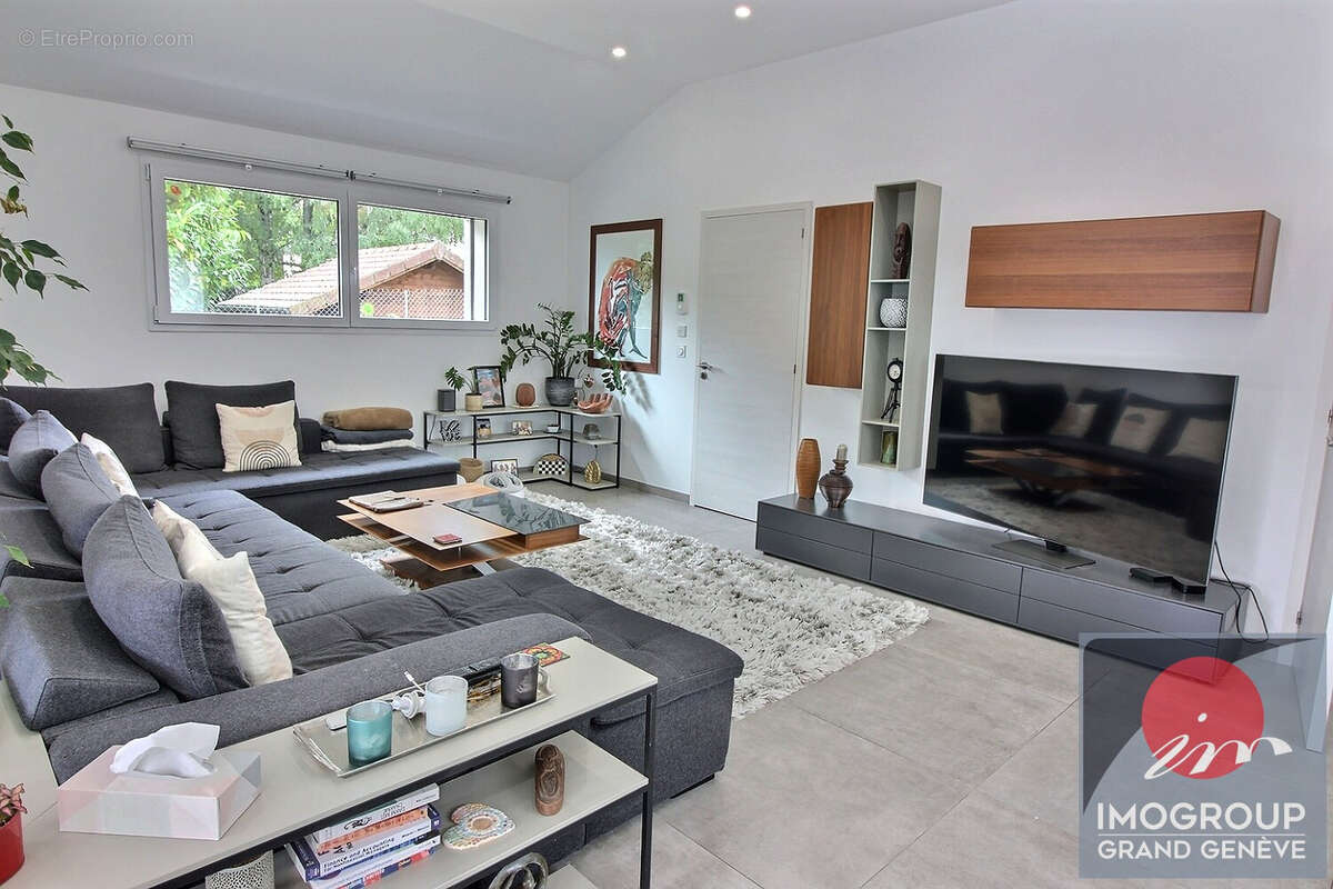 Maison à DIVONNE-LES-BAINS