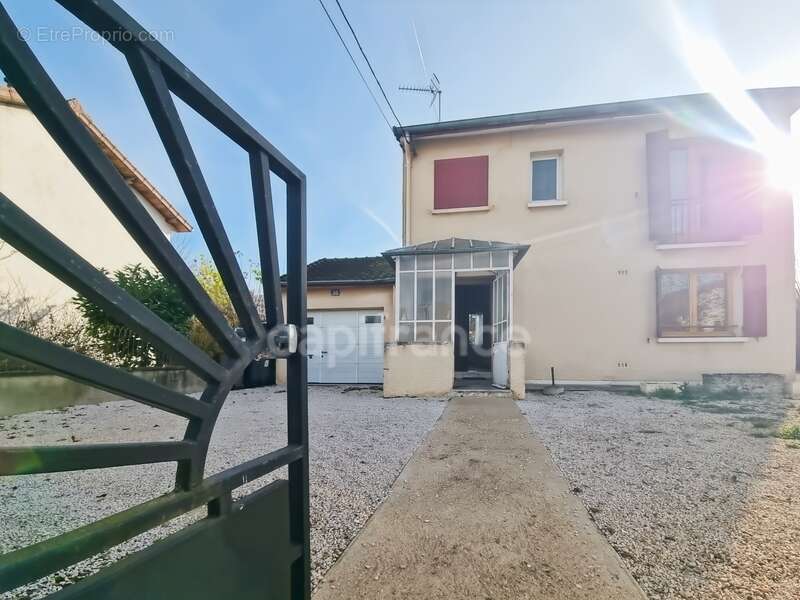 Maison à CHALON-SUR-SAONE