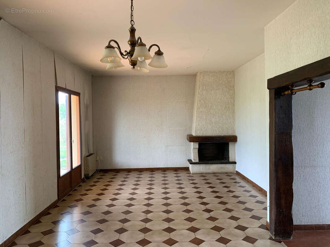 Maison à SAUVETERRE-DE-GUYENNE