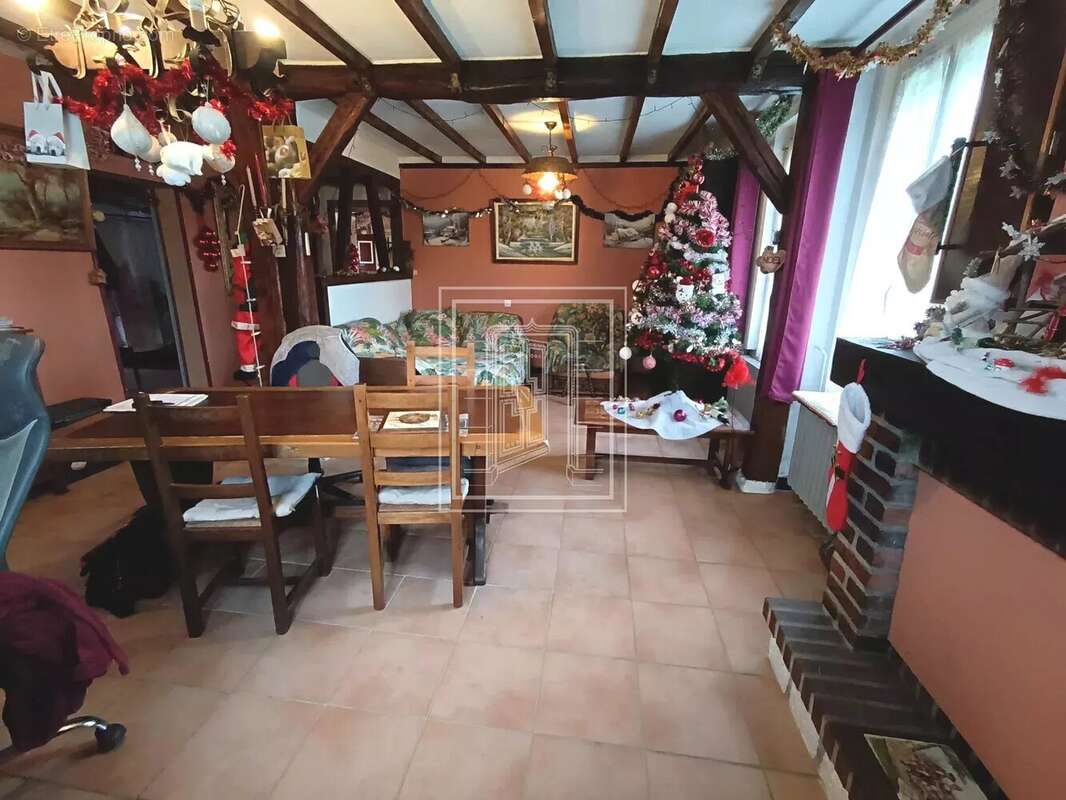 Maison à MILLANCAY