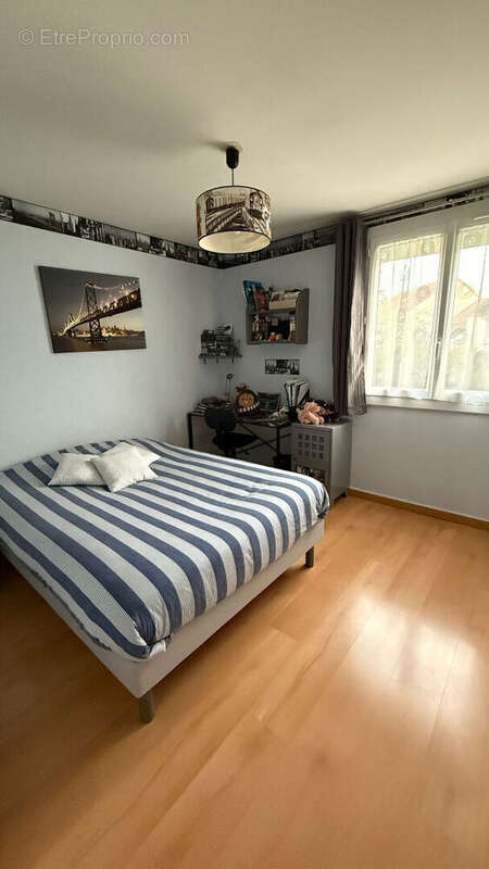 Maison à SAVIGNY-LE-TEMPLE