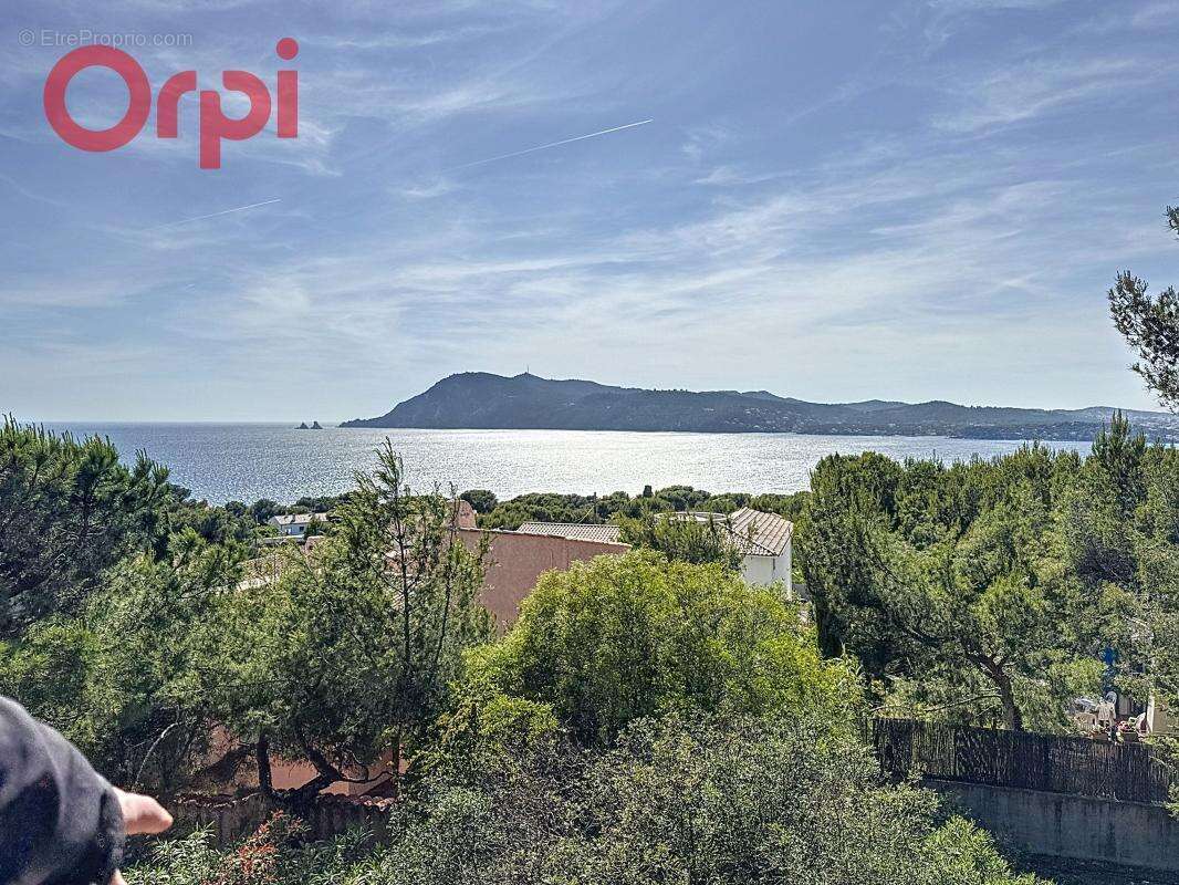 Appartement à SAINT-MANDRIER-SUR-MER