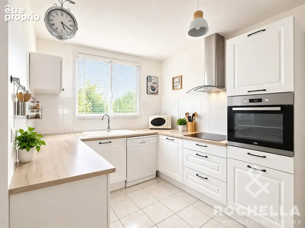 Maison 4 pièces 82 m² à vendre à Saint-Jean-D'angely (17400) - photo 2