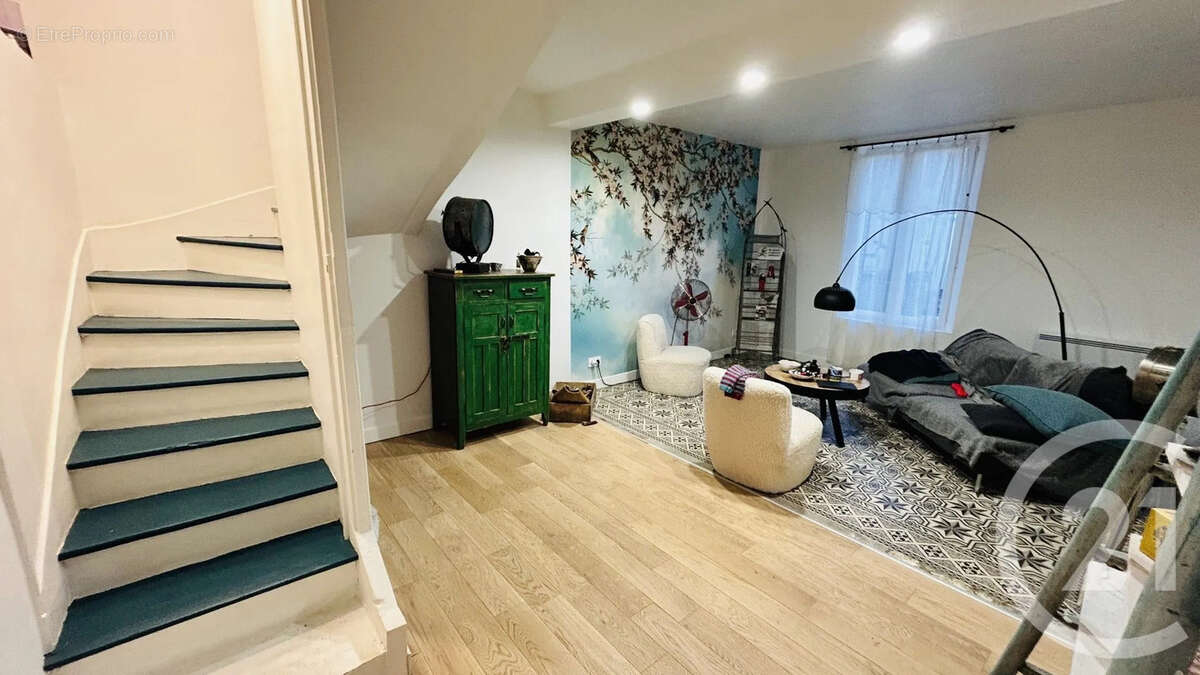 Maison à BONNIERES-SUR-SEINE