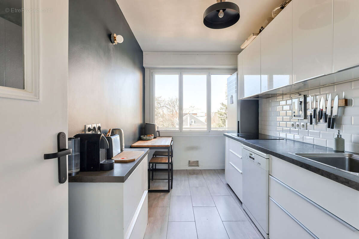 Appartement à FONTENAY-SOUS-BOIS