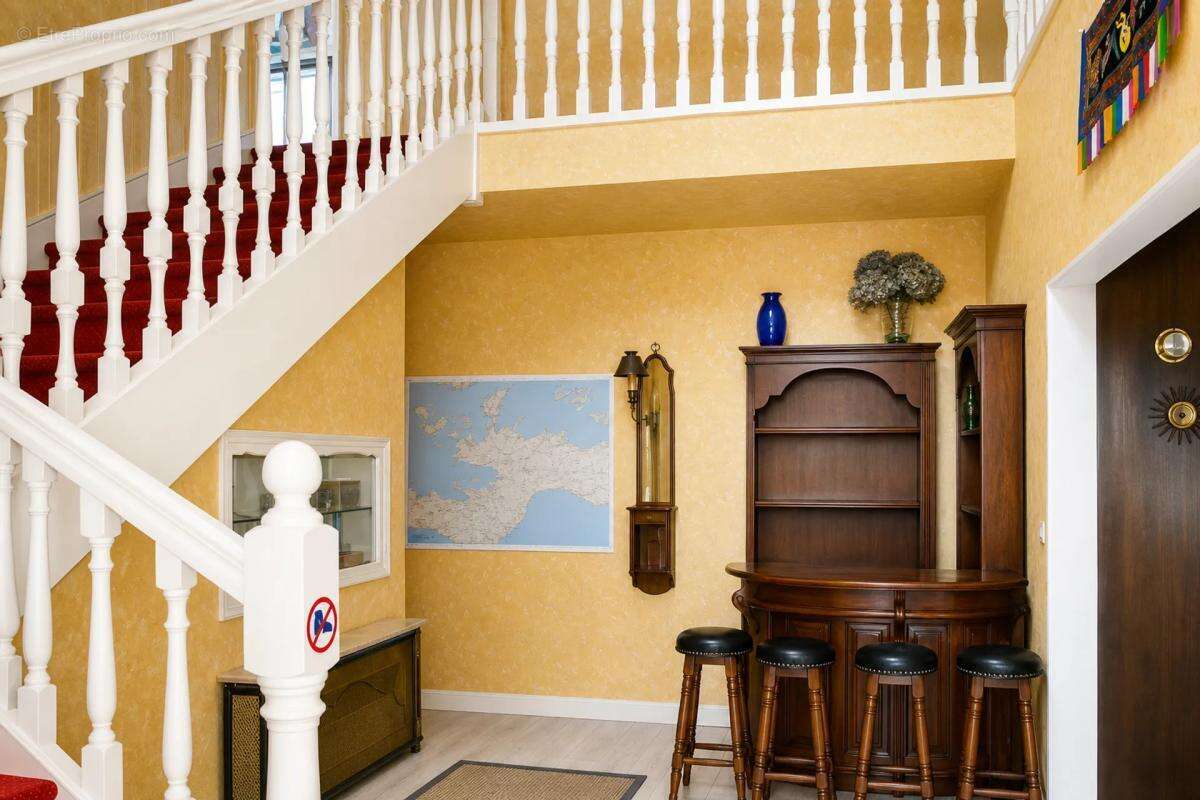 Grande maison 8 pièces avec vue mer - photo 6