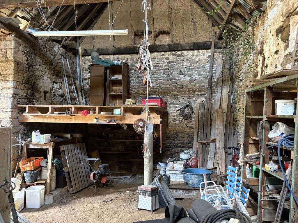 Entre Pompadour et Objat, au coeur du village de Lascaux - photo 23