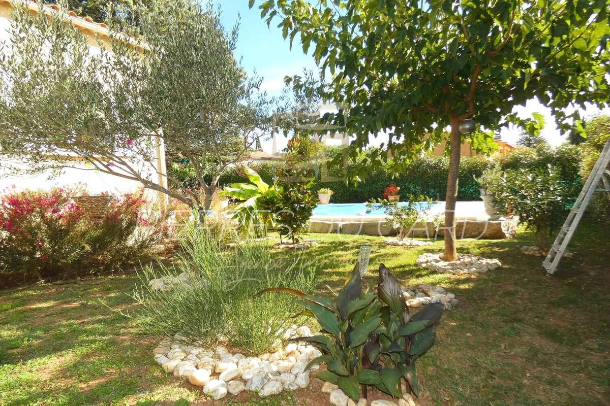 Maison à SAINT-AMBROIX