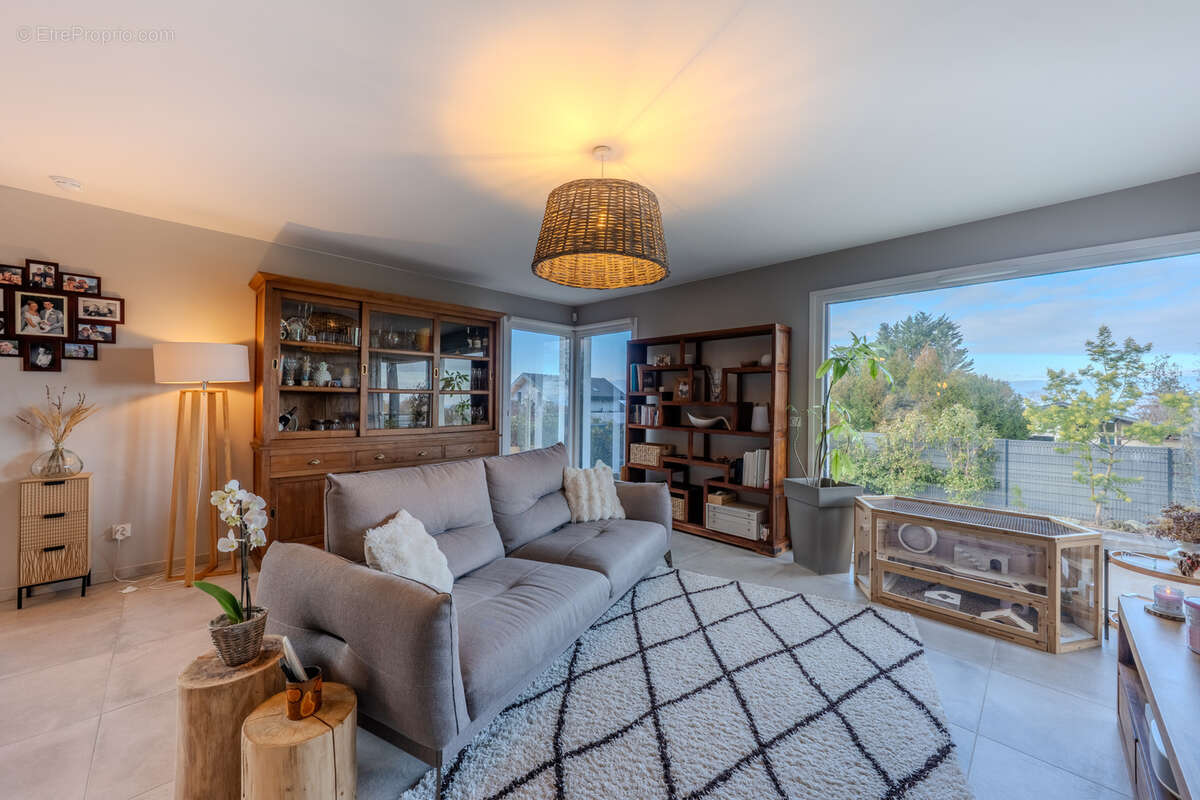 Maison à ANTHY-SUR-LEMAN