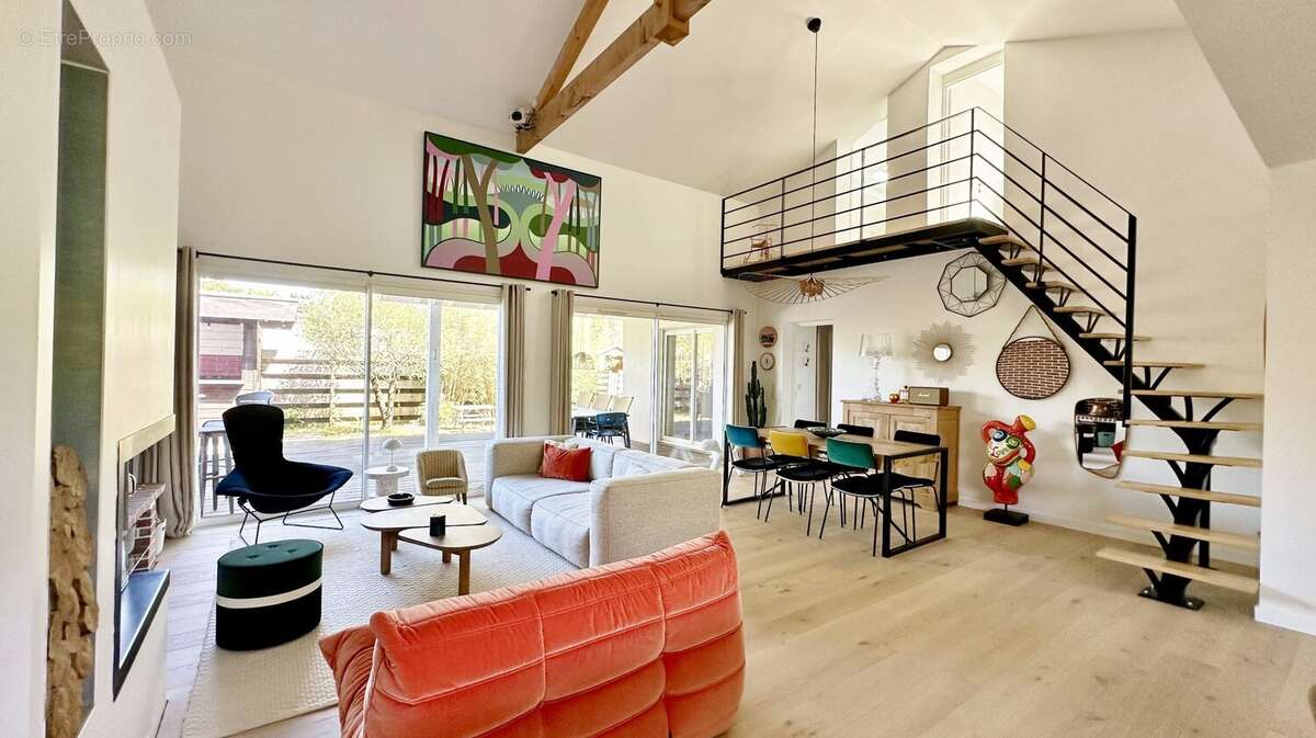 Villa contemporaine de 6 pieces de 133 m2 avec piscine et garage - photo 7